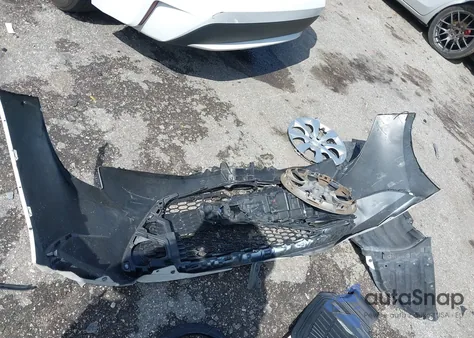 2022 Toyota Corolla Le z USA, uszkodzony, nr VIN 5YFEPMAE1NP297800